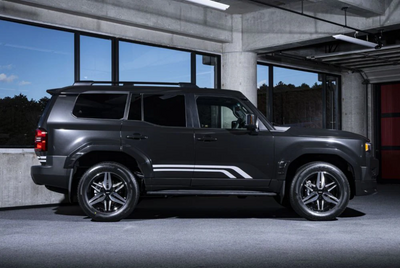 TOM'S Racing Side Bumper Garnish Toyota Land Cruiser 250 Eesti