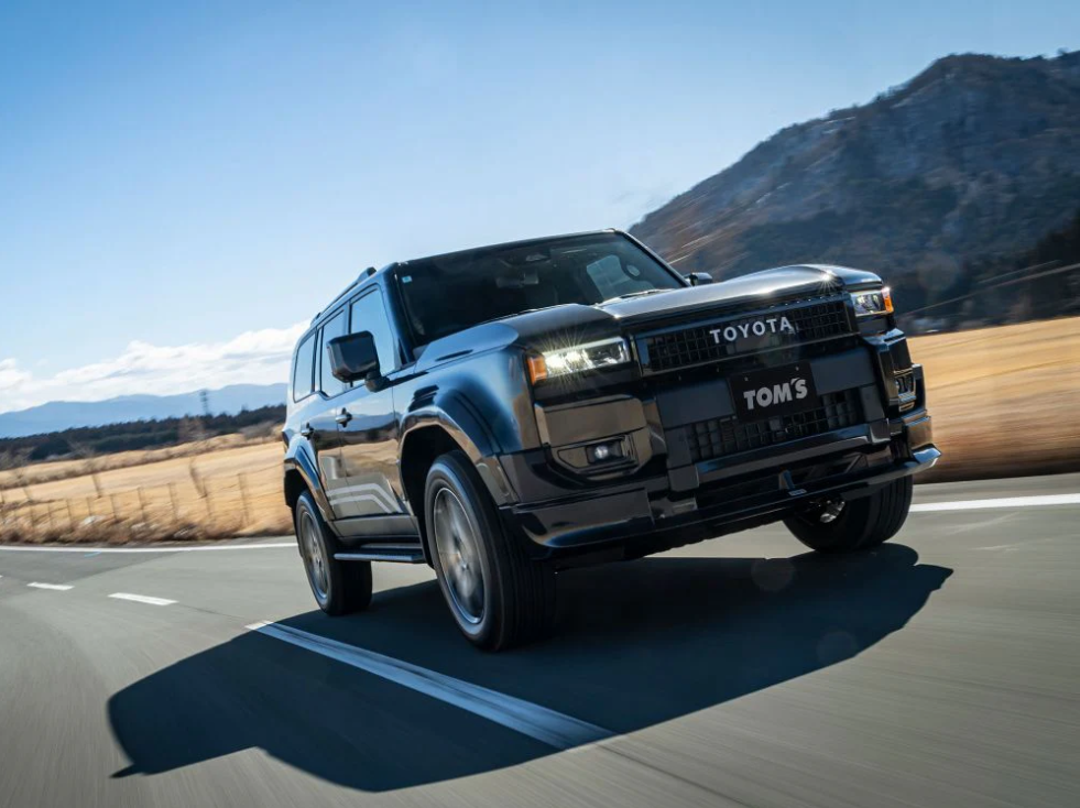 TOM'S Racing Styling Parts Set Toyota Land Cruiser 250 EU