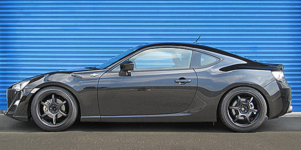 HKS HIPERMAX MAX IV SP Coilovers Toyota 86 / Subaru BRZ (ZN6 / ZC6) 80250-AT001 — vehicle installation
