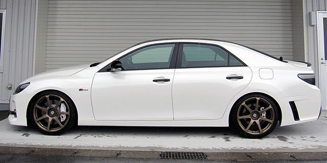 HKS Hipermax S Coilovers for Toyota Mark X GRMN - 80330-AT026 - manufacturer reference image