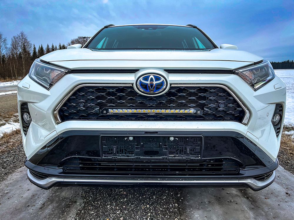 LAZER Linear-18 Grille Kit For Toyota Rav4 Plug-in Hybrid (2020+)